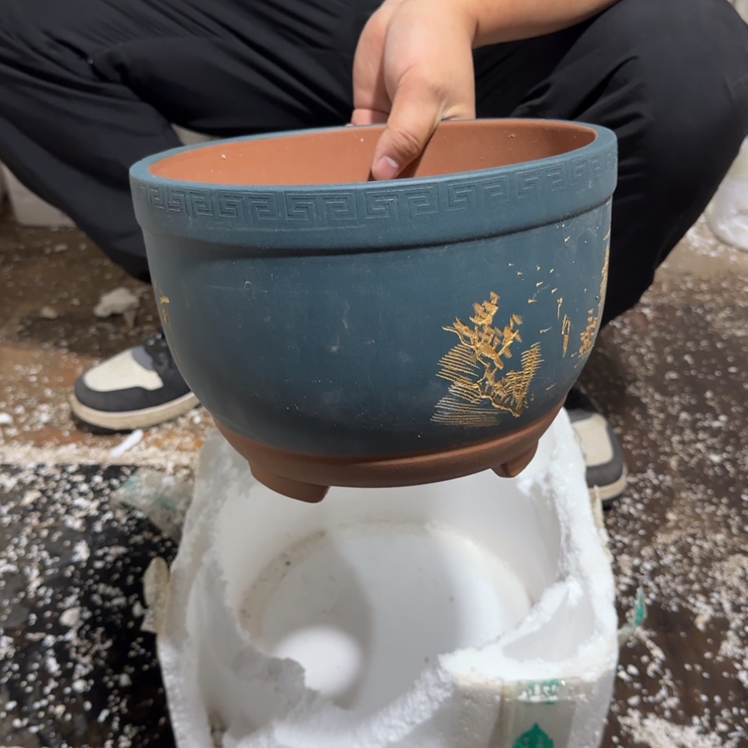 紫砂花盆瑕疵和瑕疵