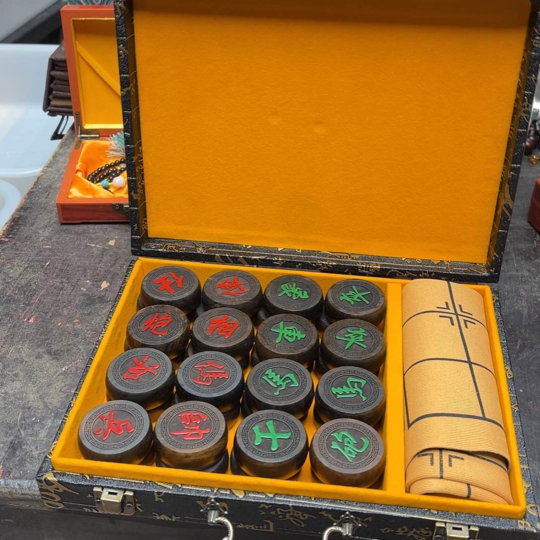 大叶紫檀（黑酸枝木类）