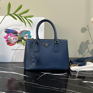 99新 Prada/普拉达 普拉达藏蓝色杀手小号 C835393 8100