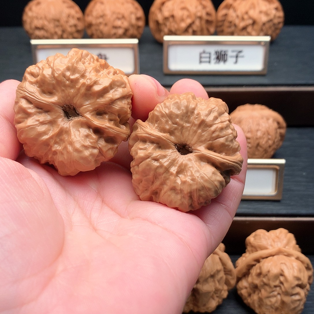 文玩核桃吊坠223号蛤蟆头39