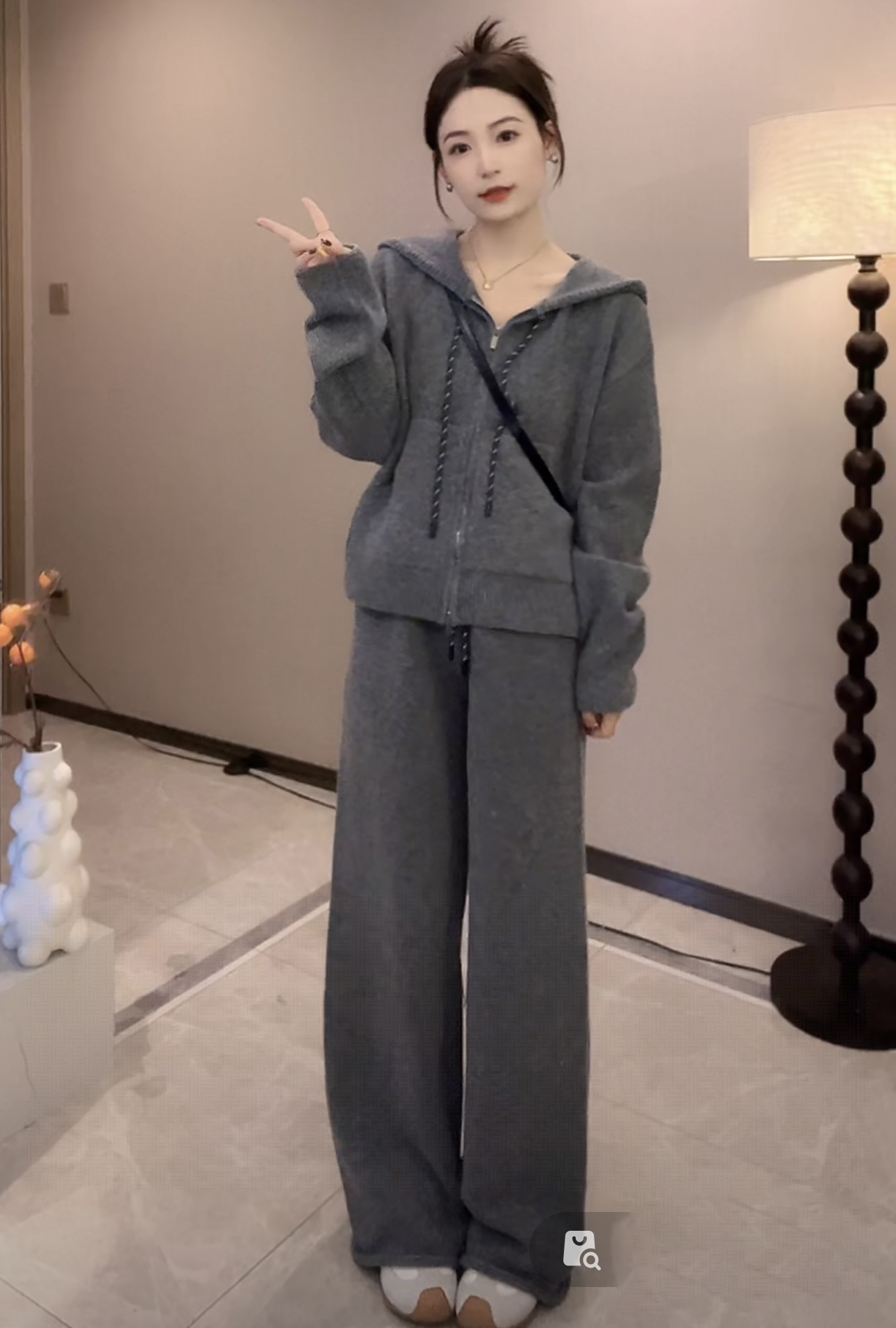 2025显瘦百搭羊毛混纺慢跑套装上衣+休闲裤预显瘦宽松秋冬慵懒感