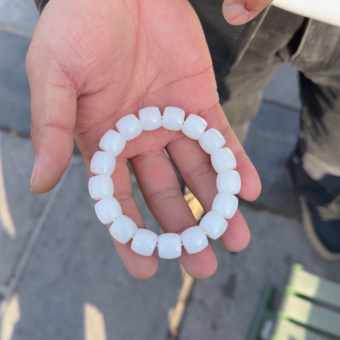 和田玉手链未镶嵌