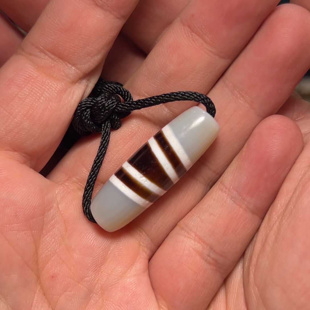 玛瑙/玉髓未镶嵌珠宝奇石