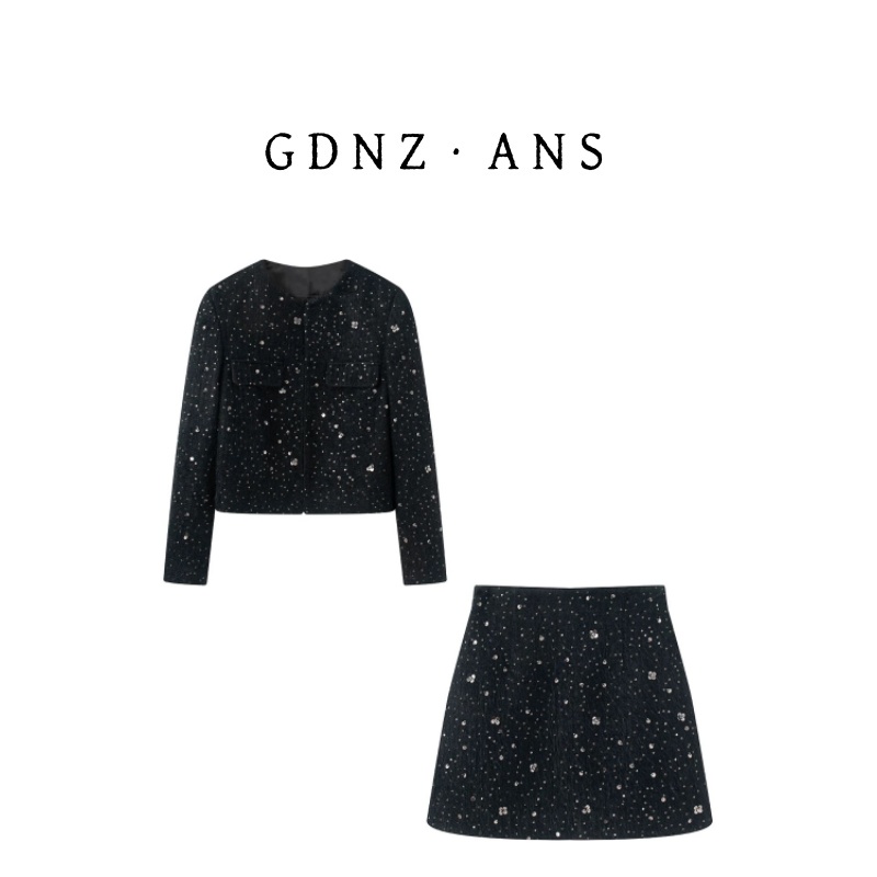 【艾家商场专享】女装2025冬季新款时尚休闲半裙套装1708/1317