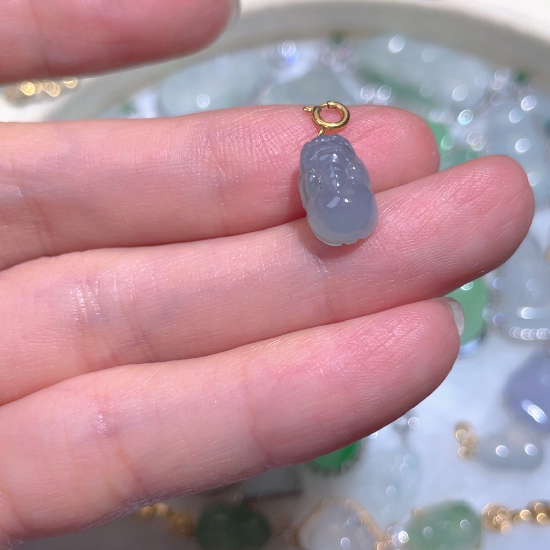 翡翠颈饰18K金镶嵌翡翠