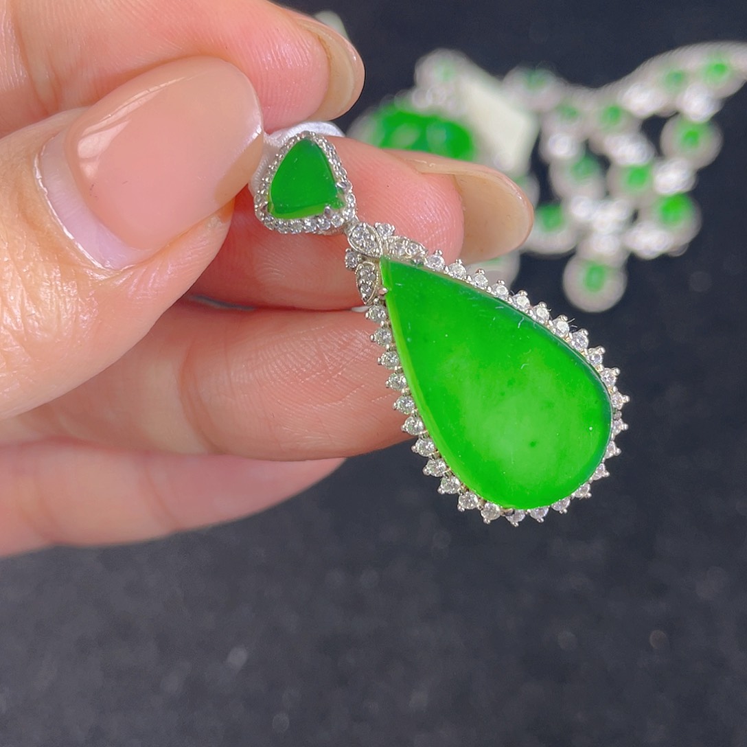 翡翠吊坠(不含链)银S925镶嵌