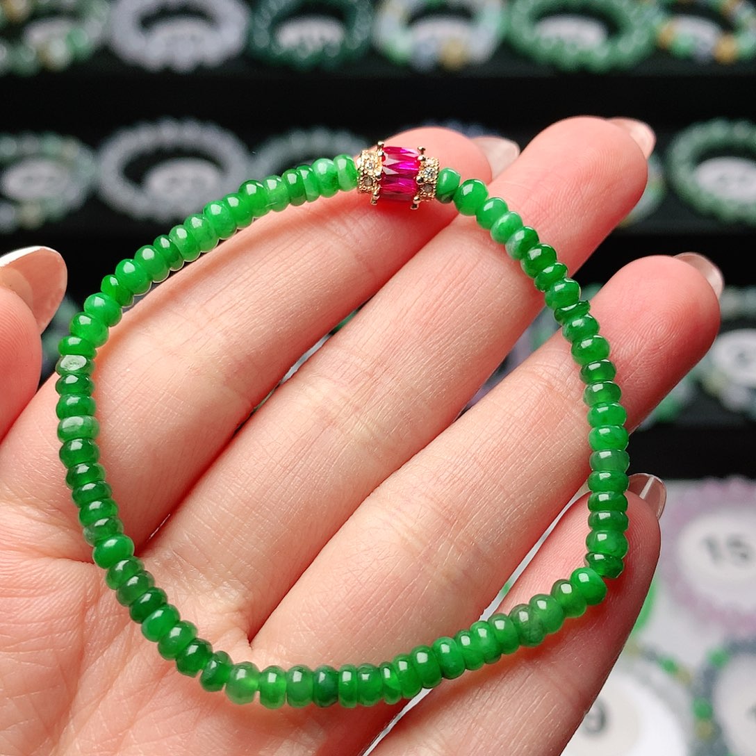 翡翠手链未镶嵌翡翠