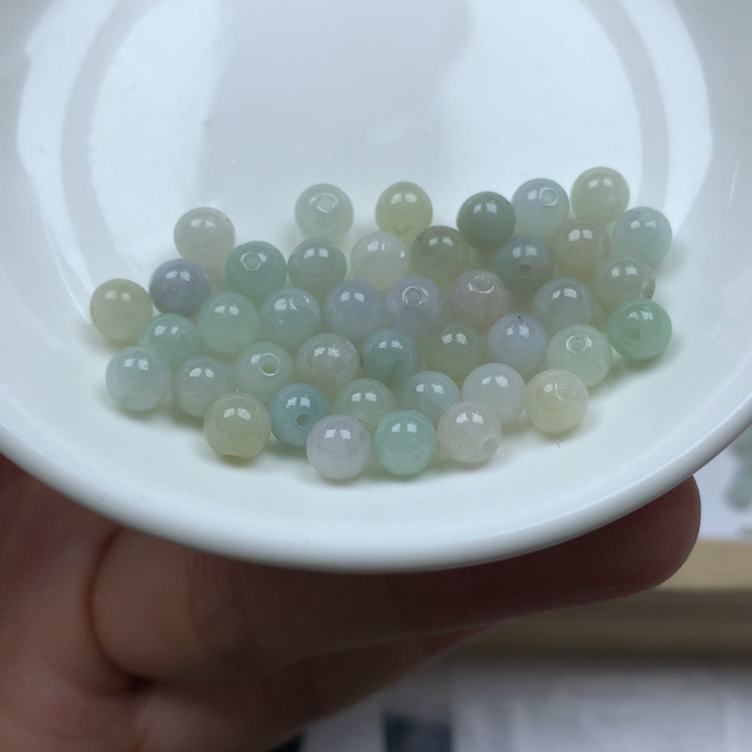 翡翠颈饰未镶嵌卡5➕。40颗。单圈 