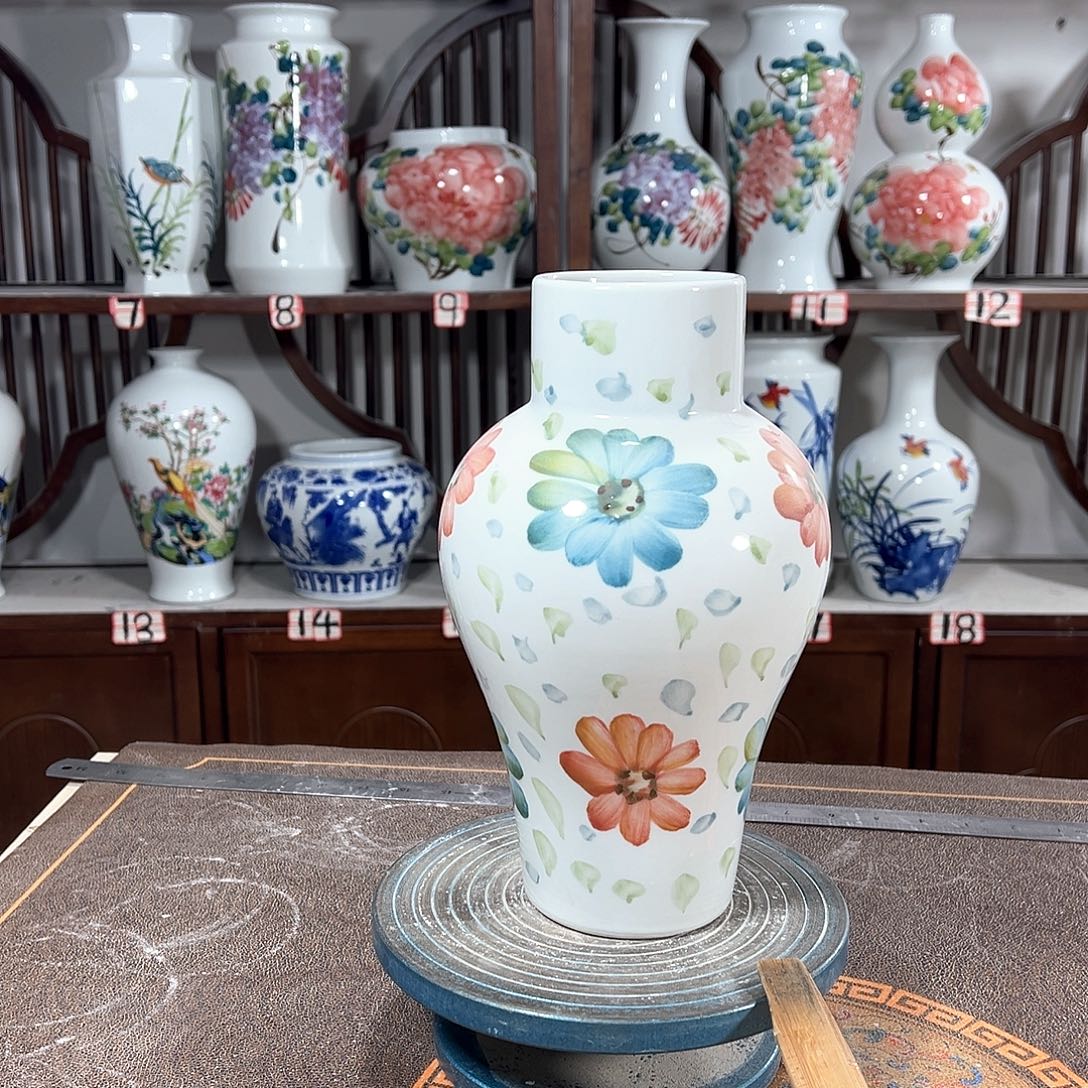 摆件景德镇陶瓷直口