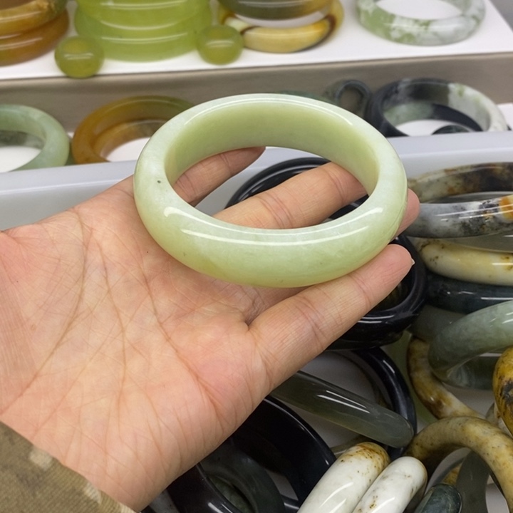 蛇纹石玉合金手镯63.9