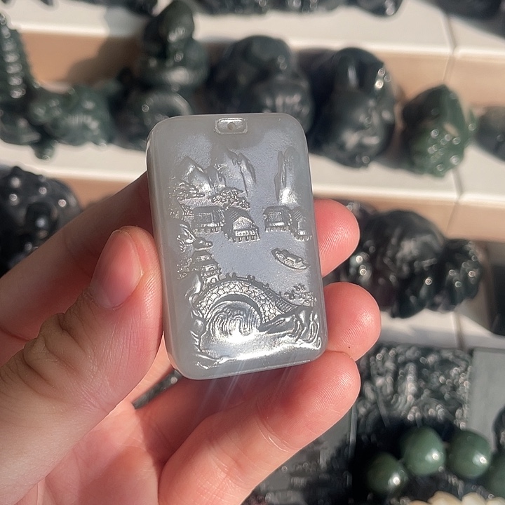 和田玉未镶嵌颈饰