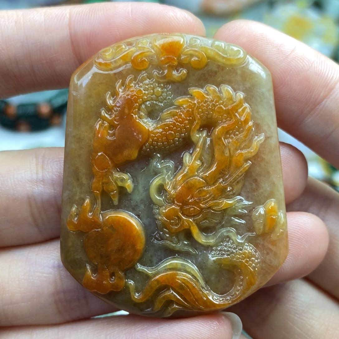 颈饰未镶嵌翡翠吊坠