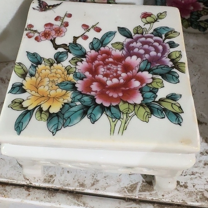 绸缎陶瓷制品加工企业