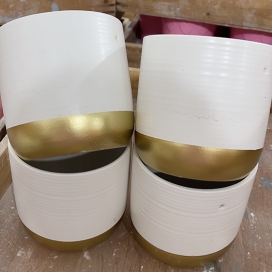 多肉绿植陶瓷花盆9.9包邮，有孔