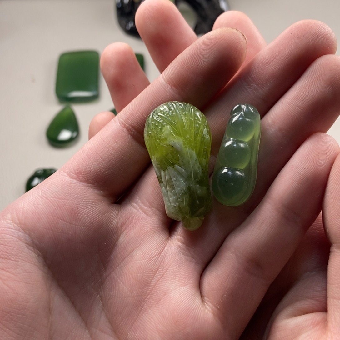 【闪购商品】蛇纹石玉岫玉未镶嵌