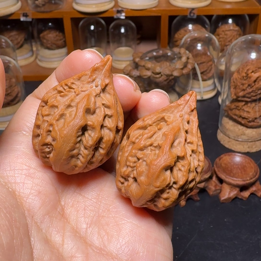 文玩核桃把件绝版玲珑