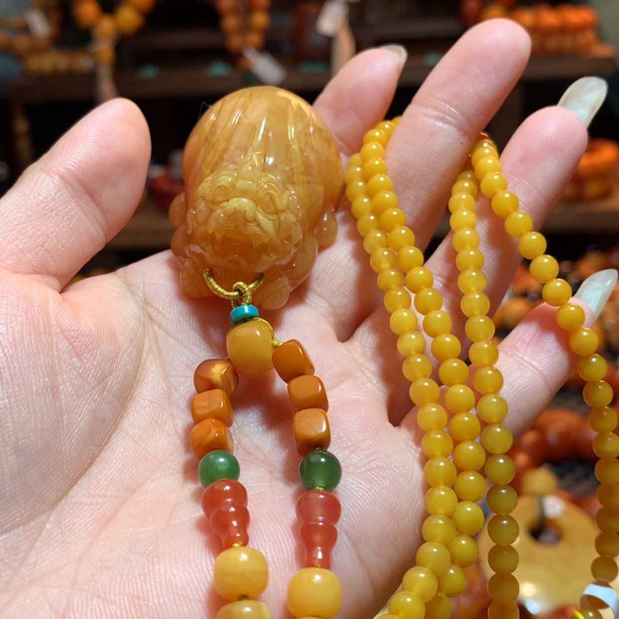 【闪购商品】蜜蜡吊坠(赠链)未镶嵌