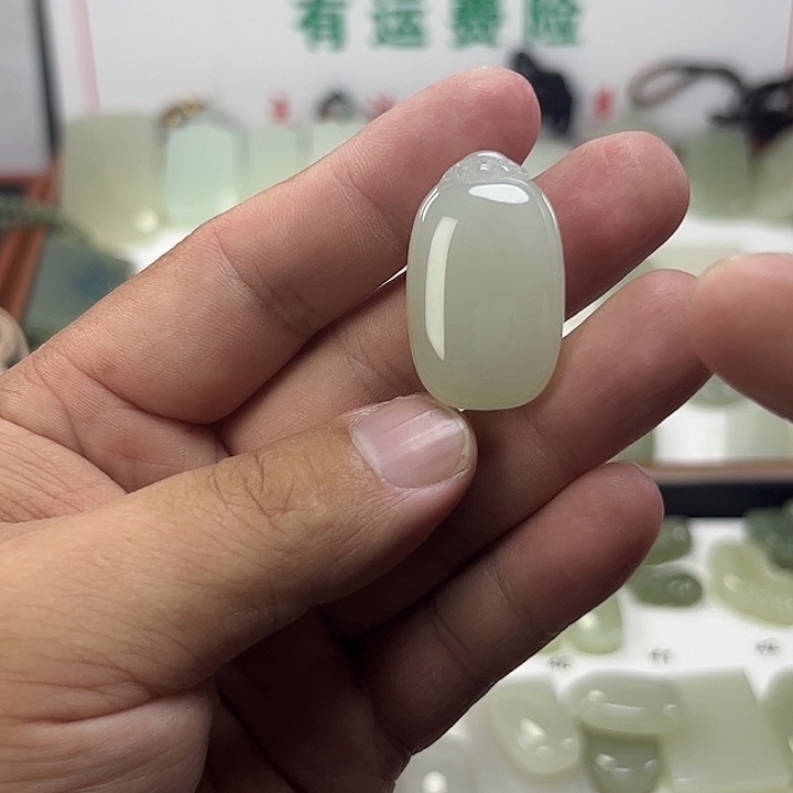 神***阳颈饰未镶嵌和田玉