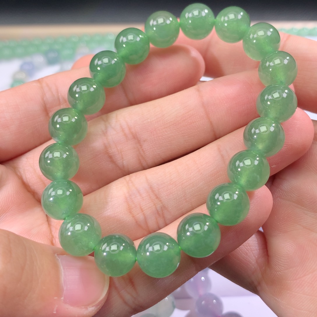 翡翠手链未镶嵌翡翠