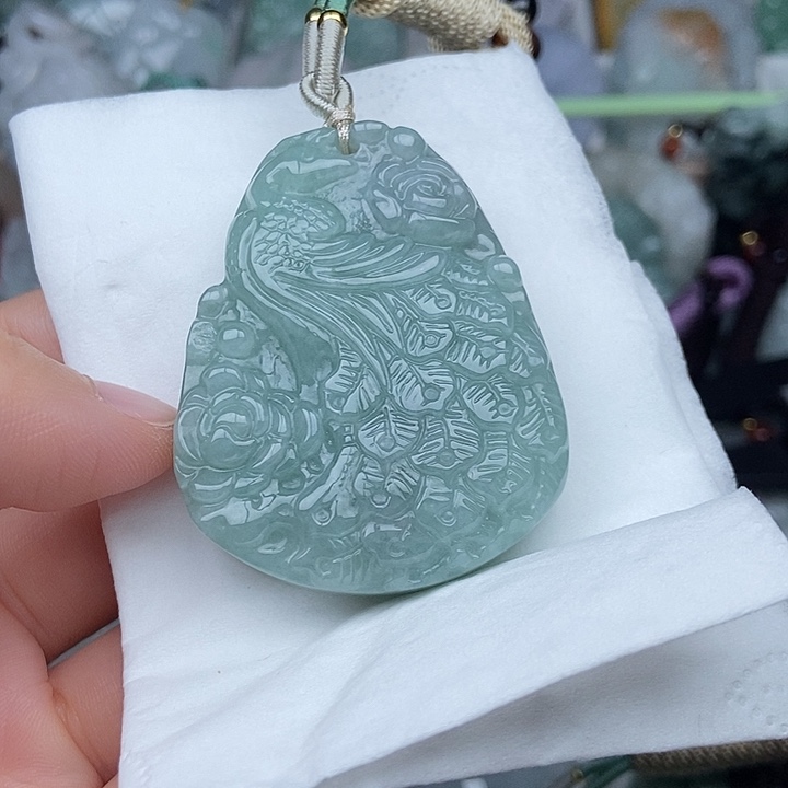 翡翠未镶嵌颈饰翡翠双面