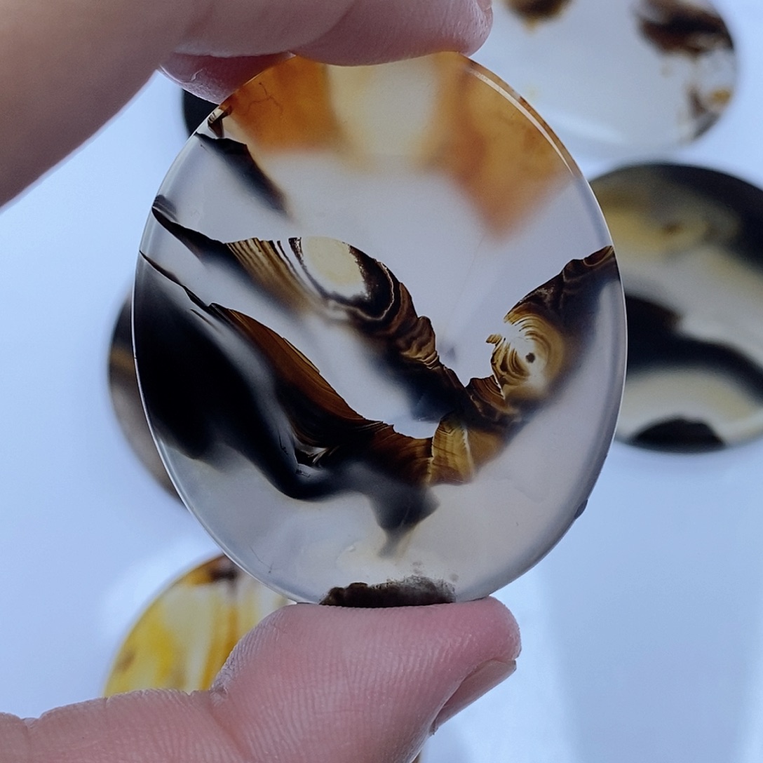 玛瑙/玉髓未镶嵌珠宝半成品