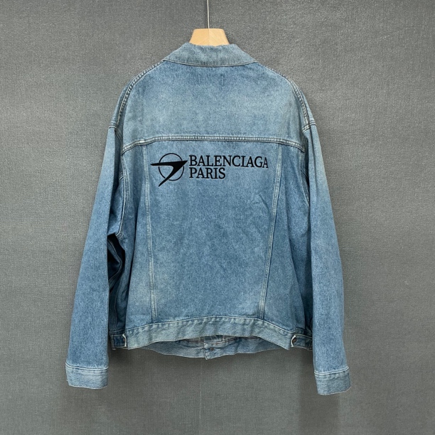 Balenciaga巴黎世家/回旋镖刺绣logo牛仔夹克外套/全新未使用xs码