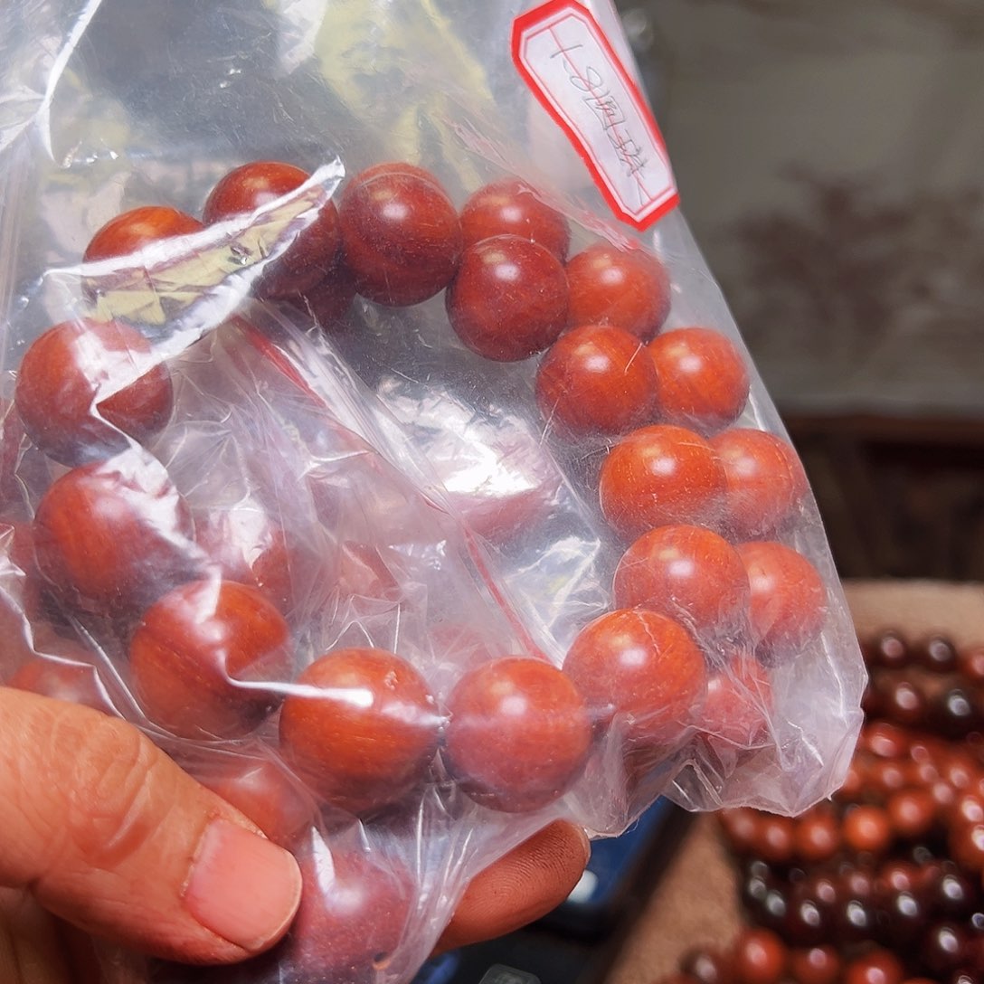 檀香紫檀（小叶紫檀）手串羊***3定制加工费