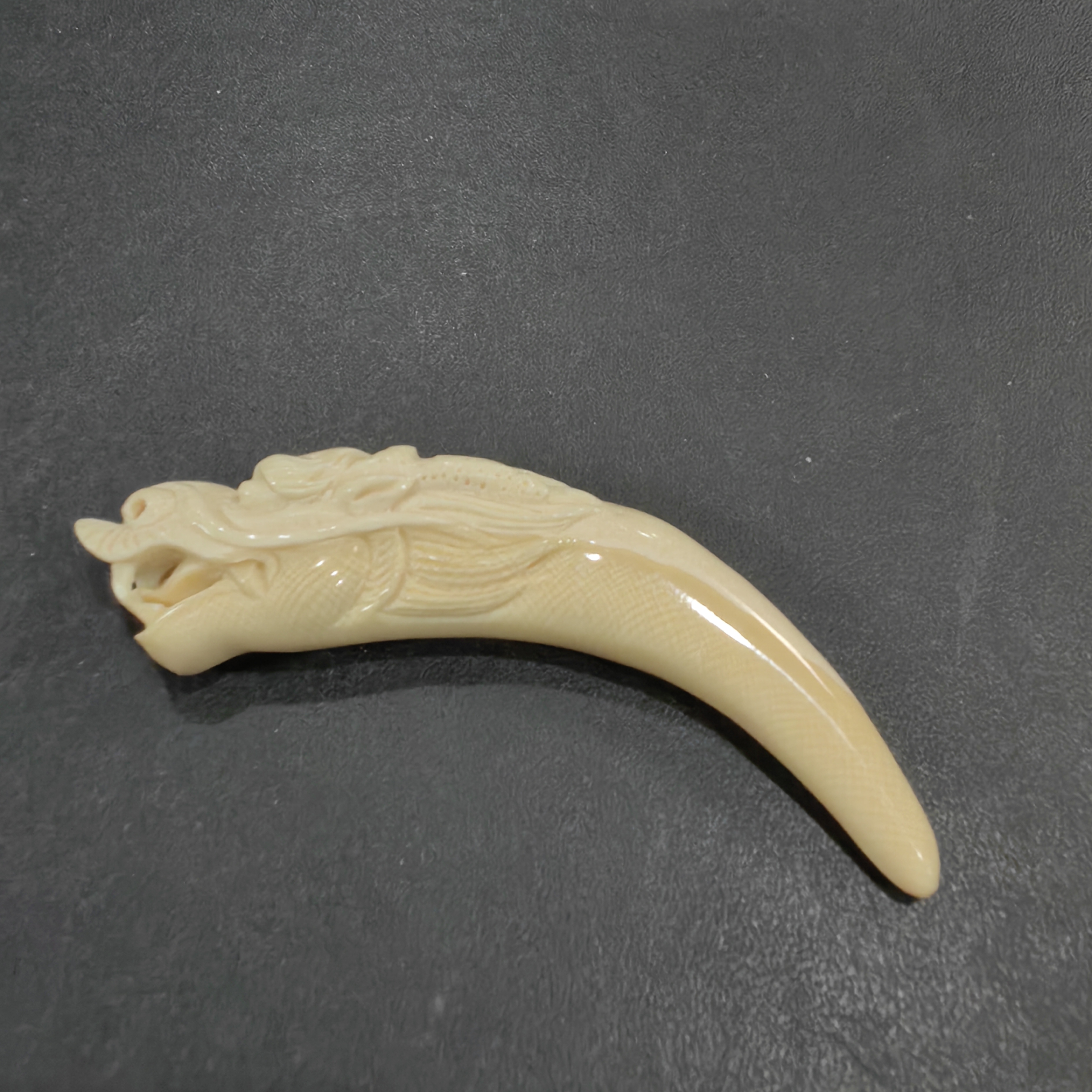 猛犸约12.2克雕刻件ZL4782