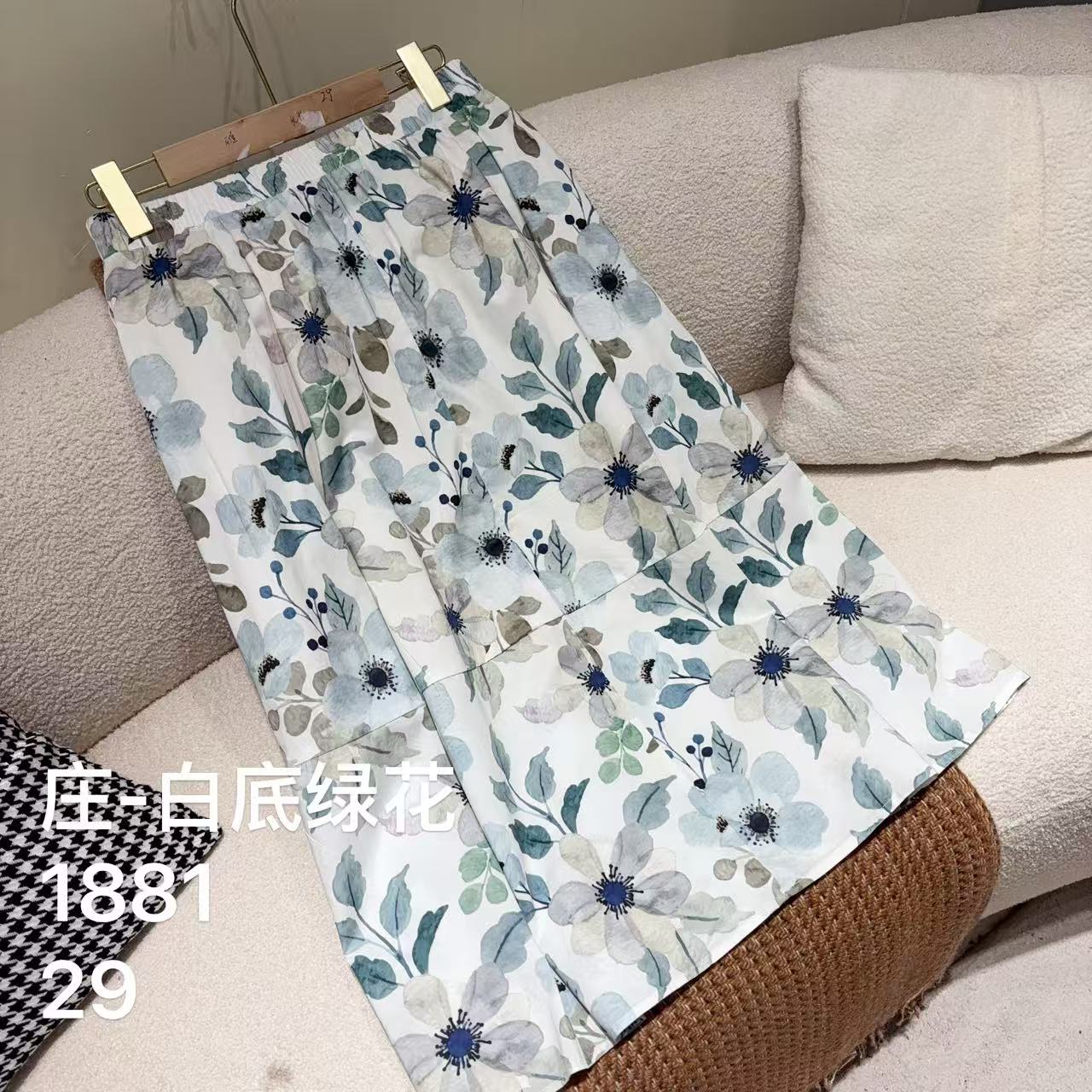 休闲度假薄款女装半身裙（1881）