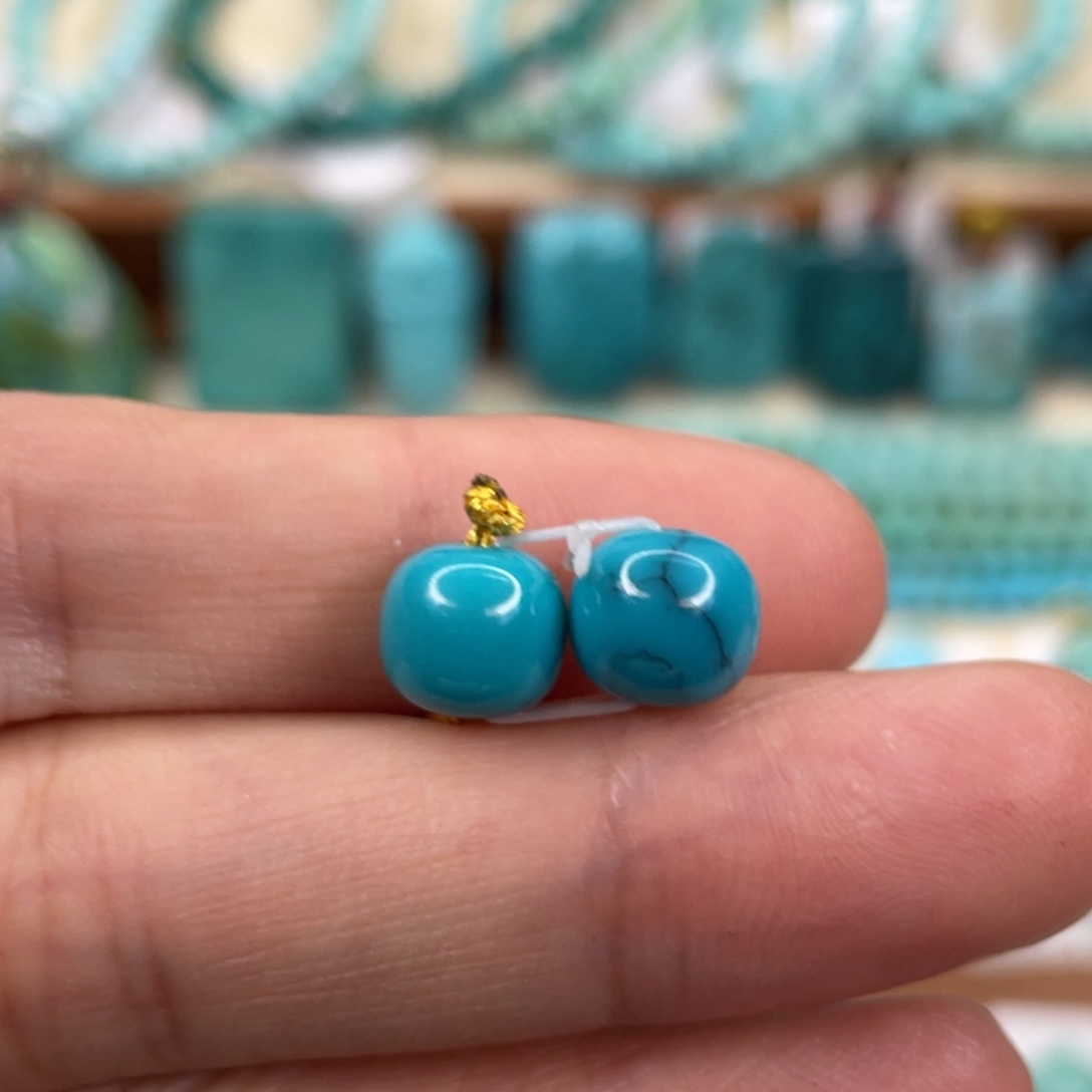 彤***彤绿松石未镶嵌挂件