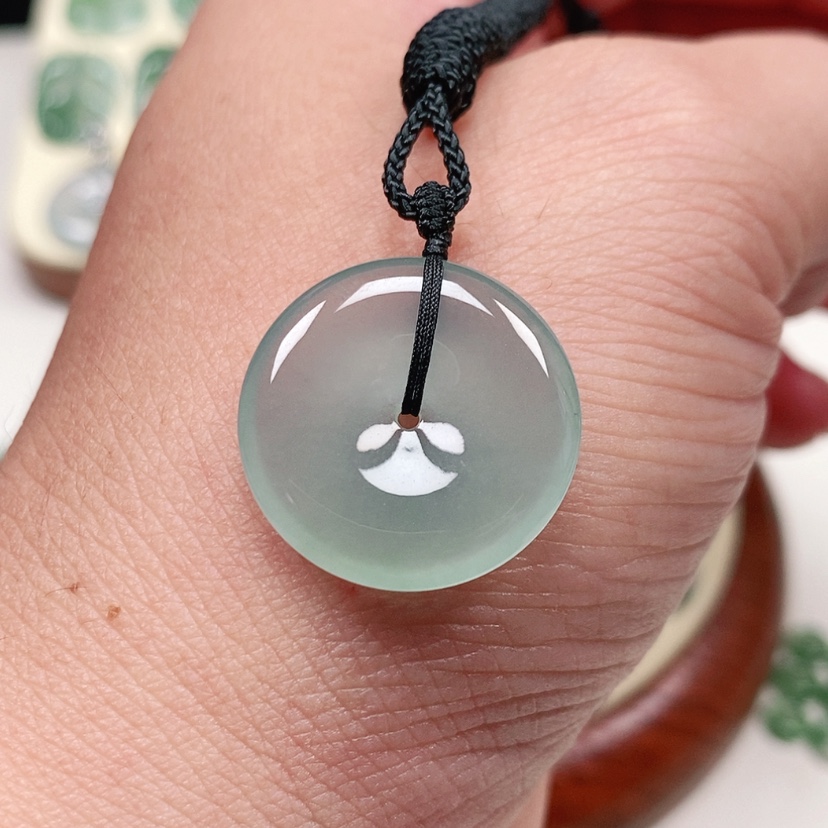 【闪购商品】颈饰未镶嵌翡翠