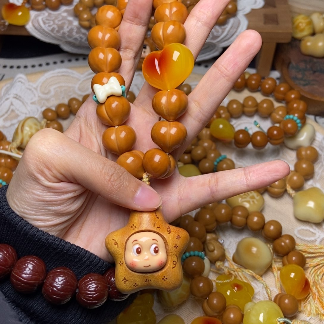 猴头核桃吊坠屁桃玻璃底卡16