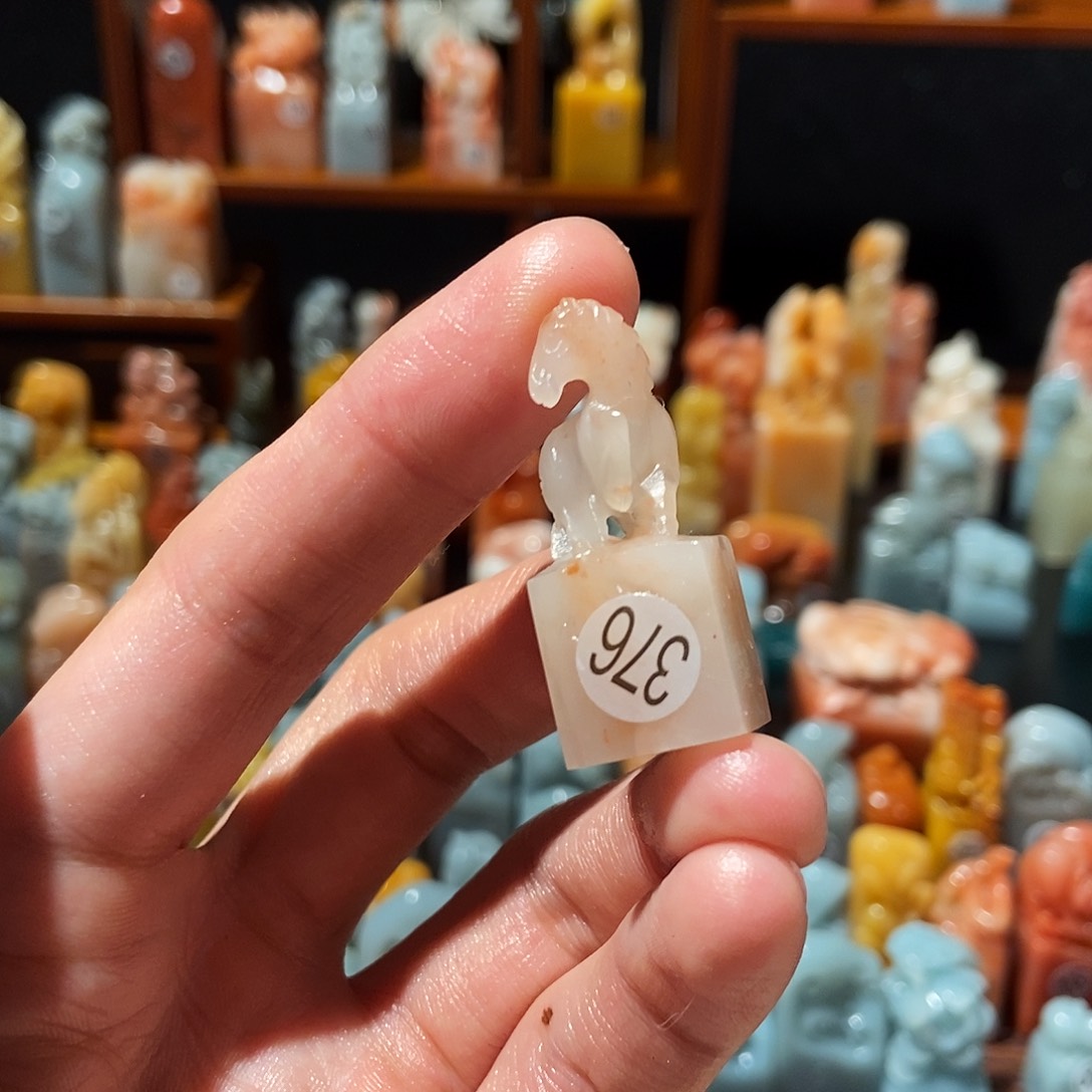 老挝石66666666666677