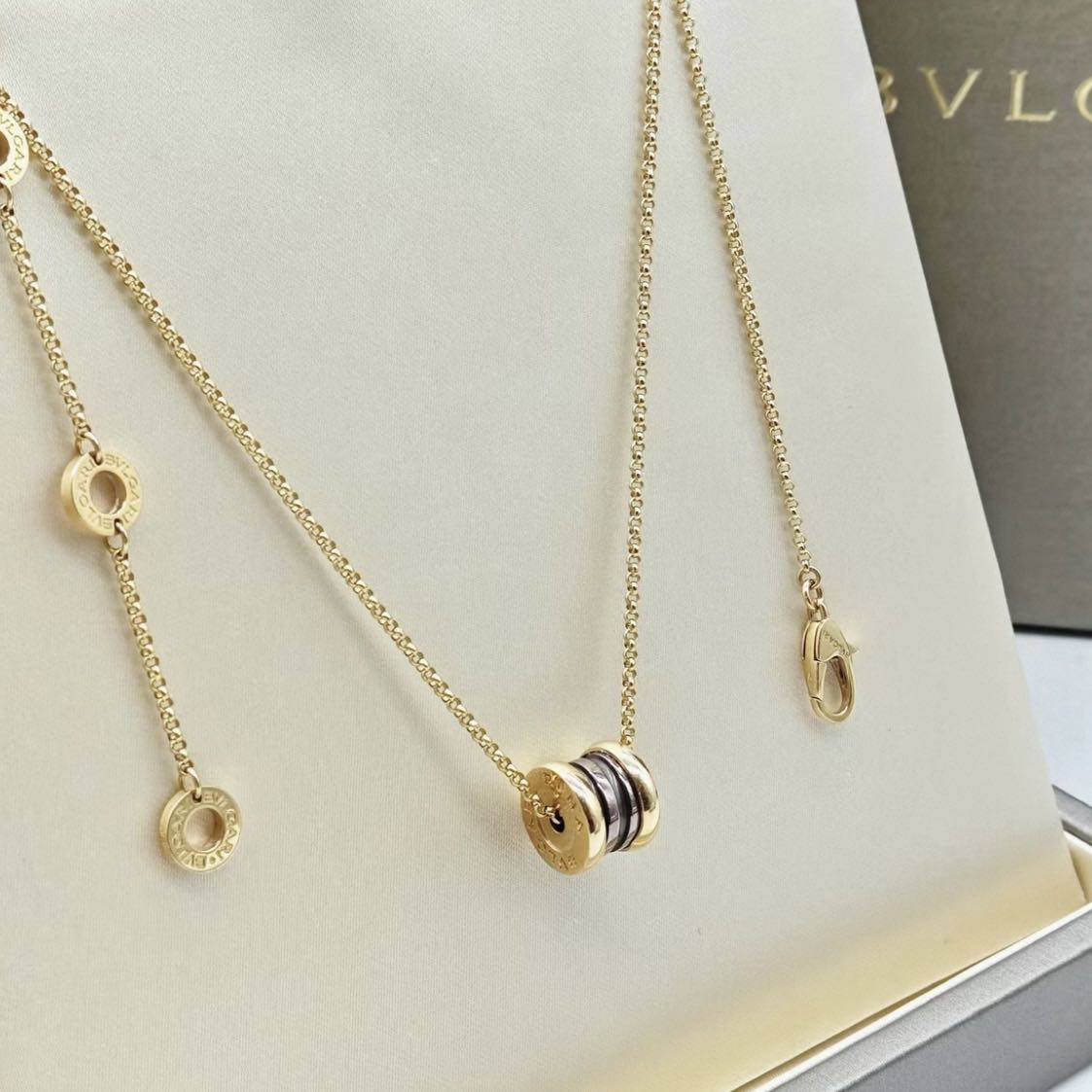 99新 BVLGARI/宝格丽 7姐专场/18K 咖色陶瓷 小蛮腰 项链