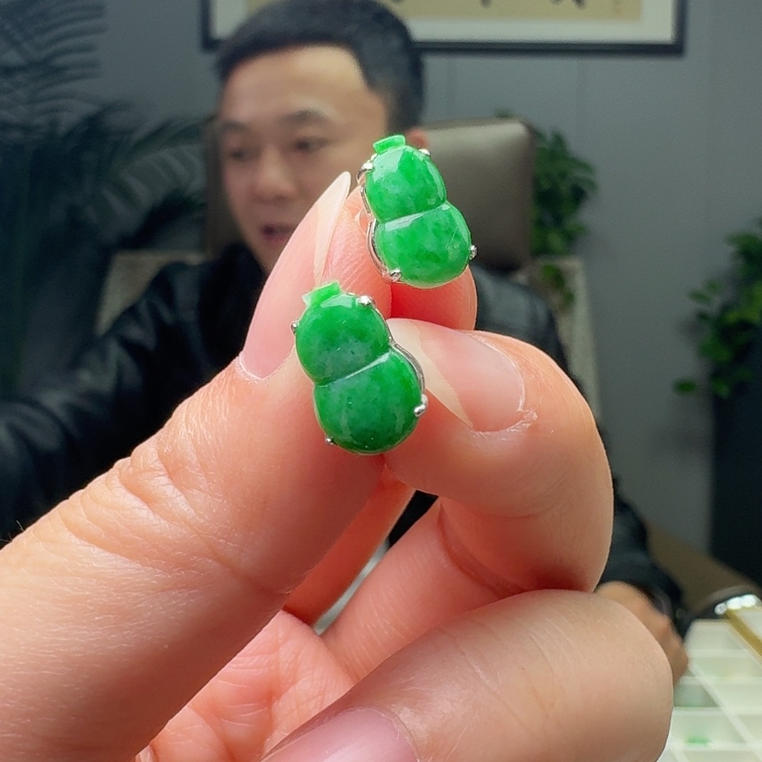 翡翠银S925镶嵌耳饰天然