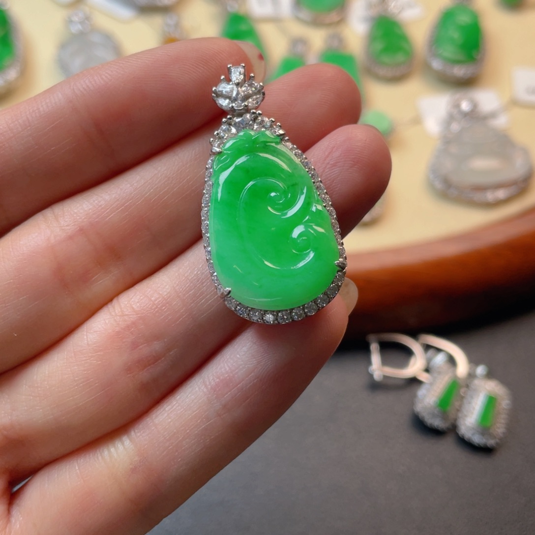 翡翠吊坠(不含链)银S925镶嵌