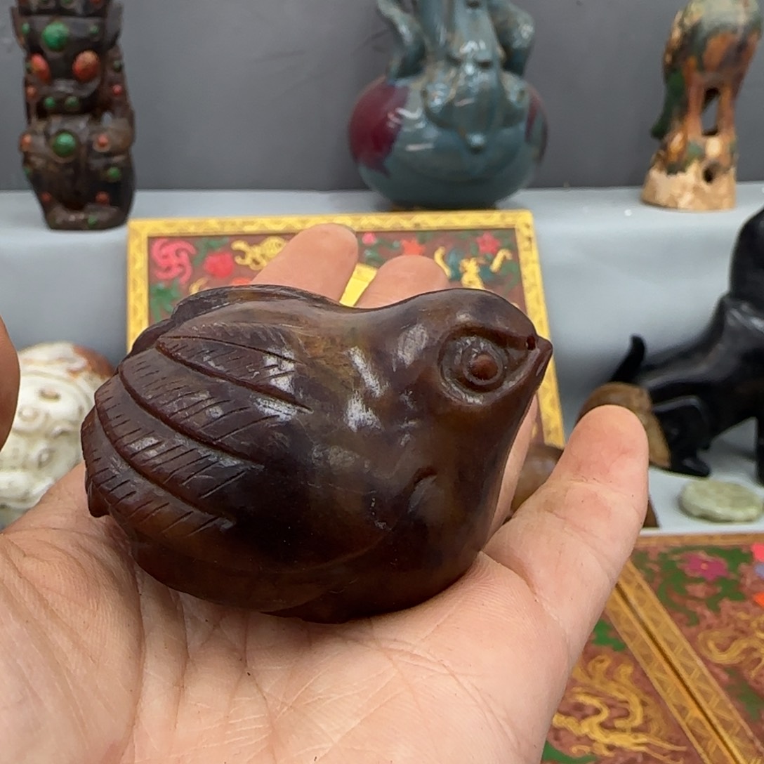 未镶嵌和田玉（糖玉）挂件