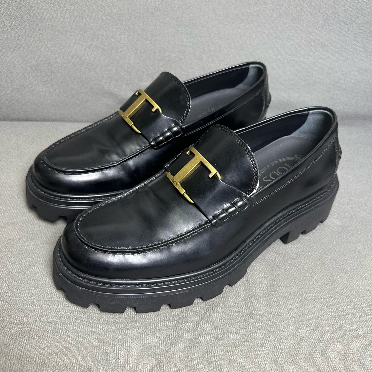 95新 TOD’S/托德斯 42.5码 肖战同款T字金属扣黑色休闲乐福鞋皮鞋