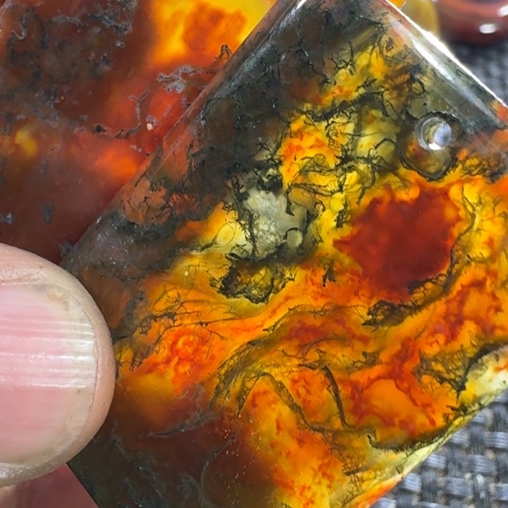 我***来玛瑙/玉髓未镶嵌颈饰