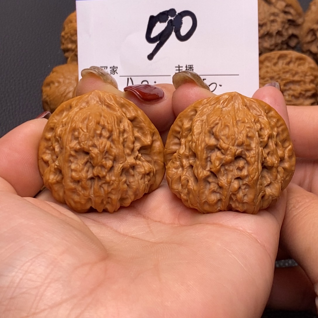 桃核吊坠凹底40有修s