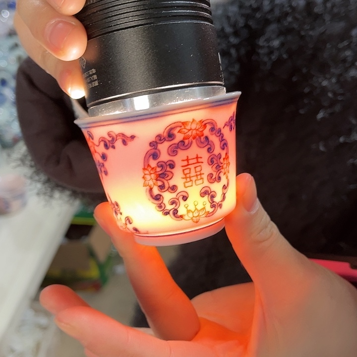 瓷片///////景德镇陶瓷杯子。红。