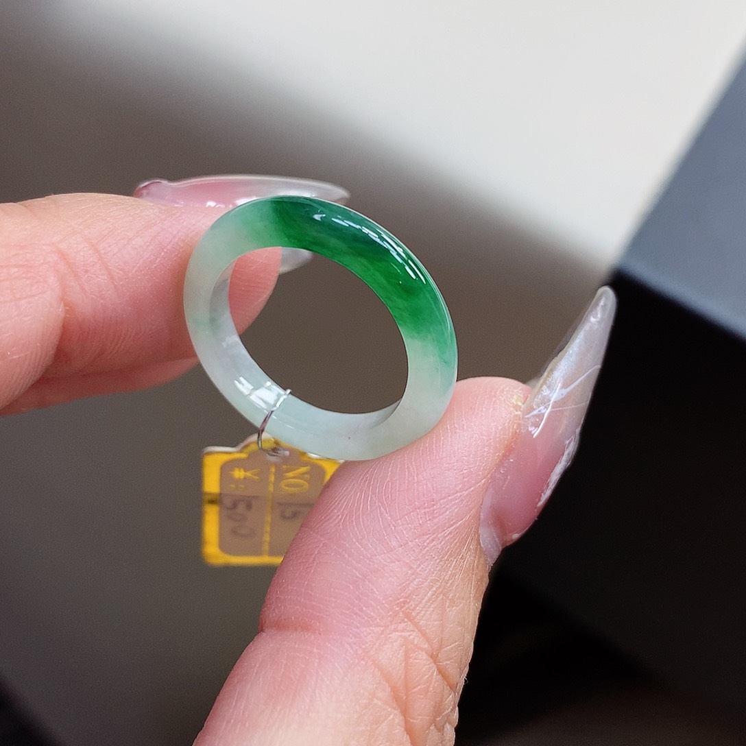 翡翠戒指未镶嵌15号