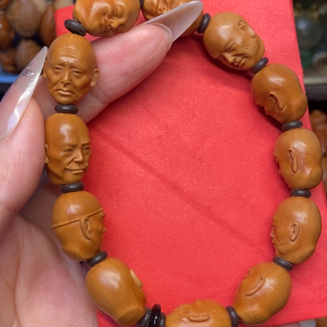 手串/手链橄榄核写实十二尊者