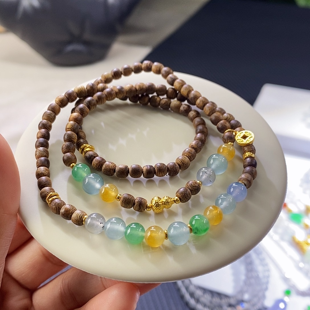 翡翠手链足金镶嵌多圈手串