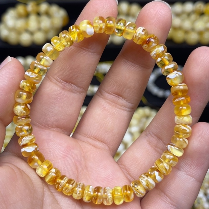 蜜蜡未镶嵌珠宝奇石6.3m