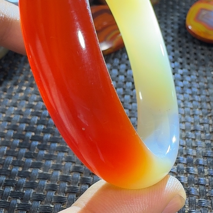 哈***哈玛瑙/玉髓未镶嵌颈饰