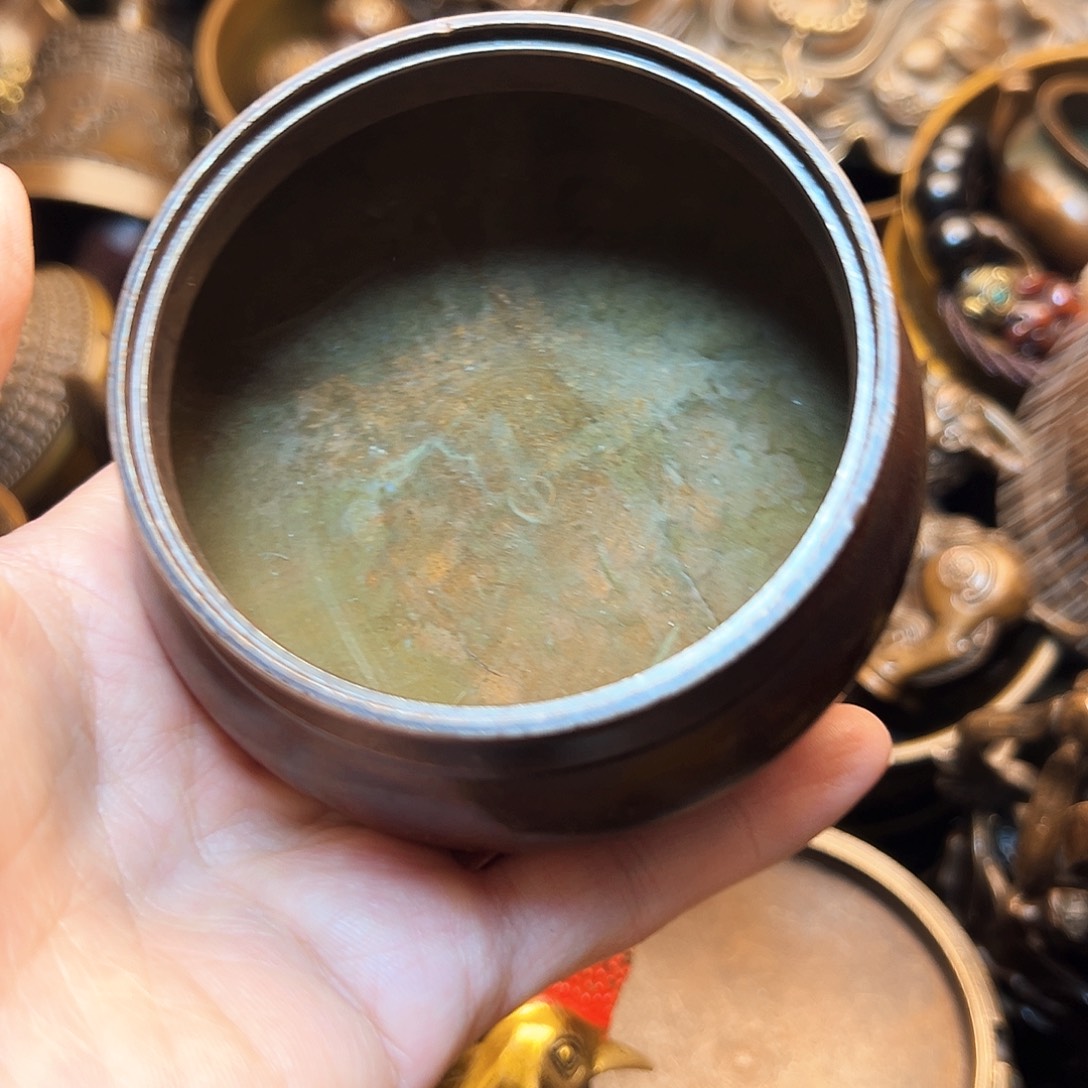 精美铜器工艺品等