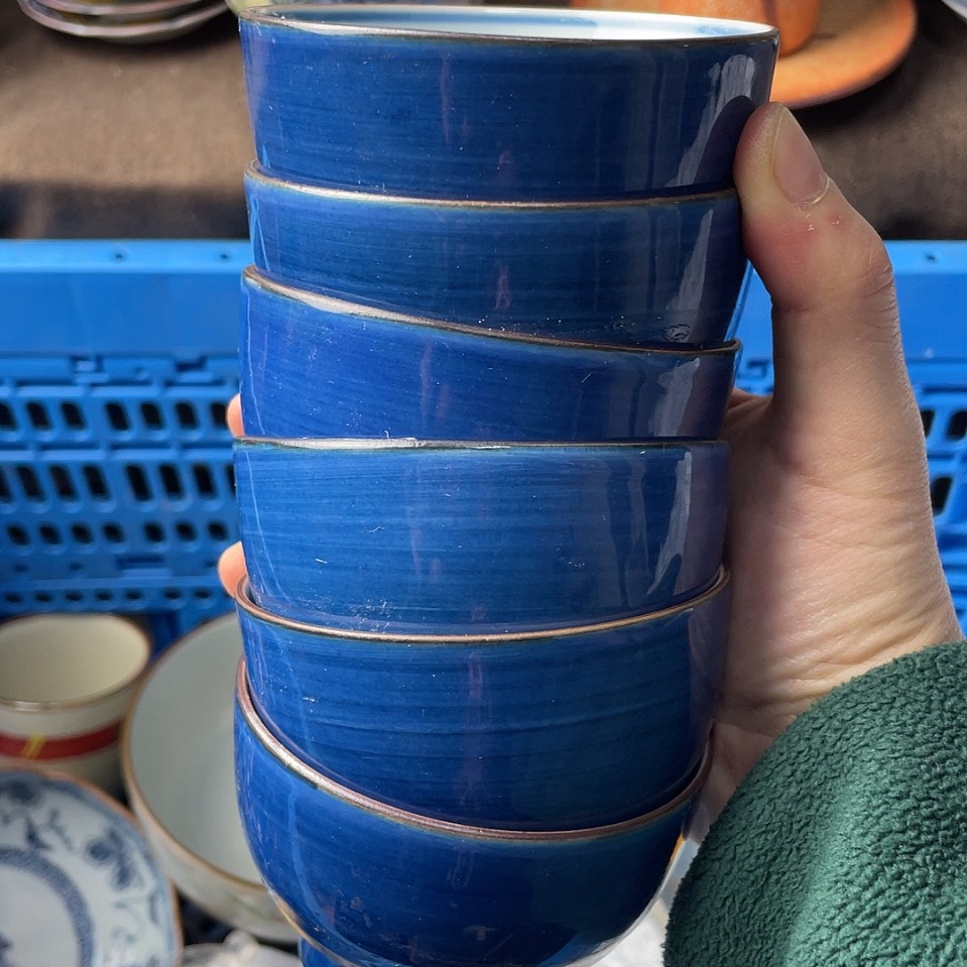 ****࿐瓷片我是一只小小鸟啊我