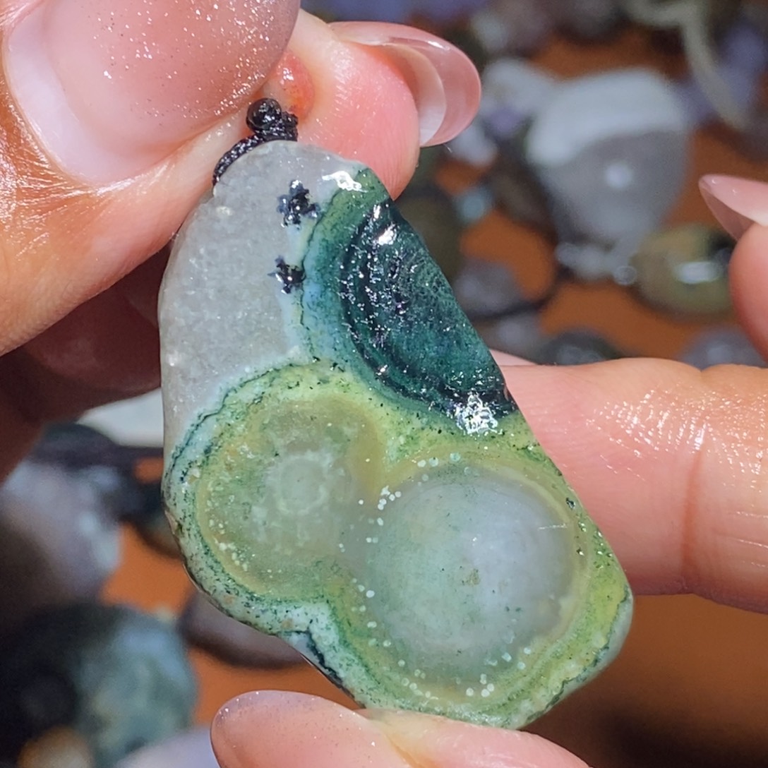玛瑙/玉髓未镶嵌珠宝半成品