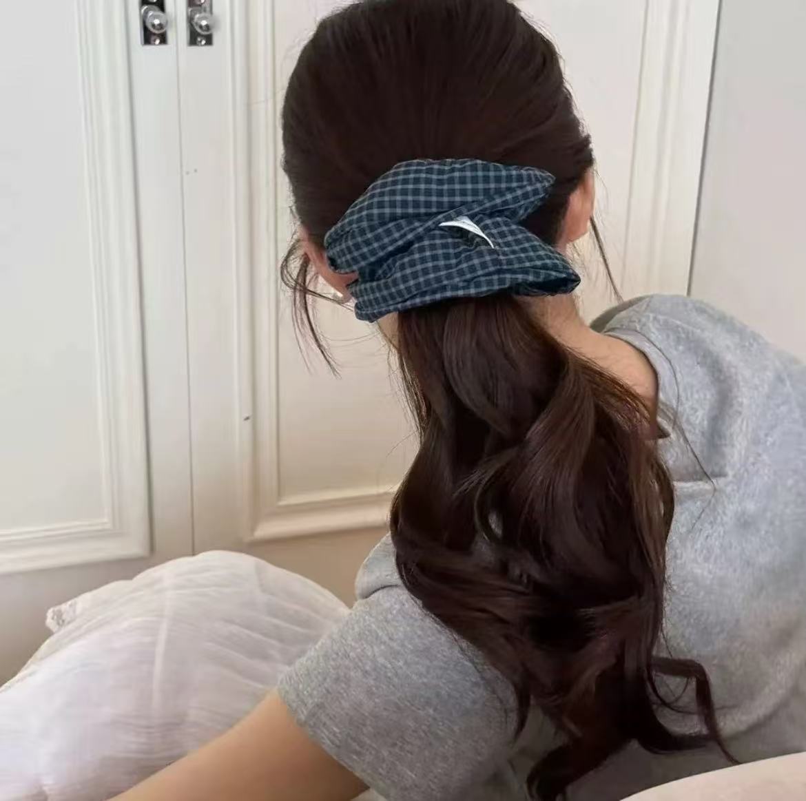 韩系复古蓝色格纹大肠发圈新款高级感头绳气质百搭皮筋丸子头头绳